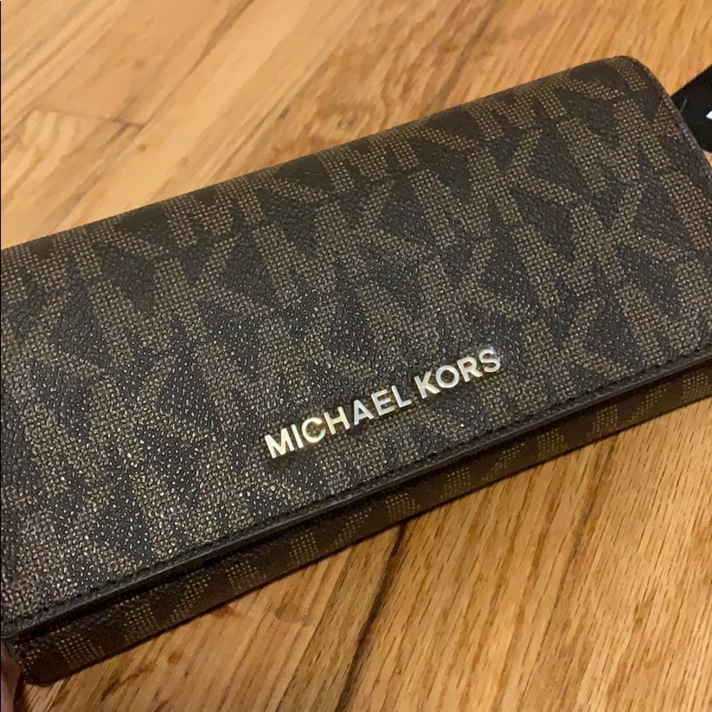 Michael Kors wallet